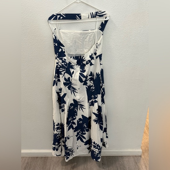 NWOT Mila Mae Blue Floral Halter Dress size L - Picture 4 of 5